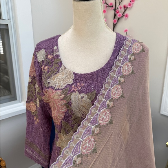 Purple Floral Embroidered Dress with Peach Dupatta - Picture 3 of 6